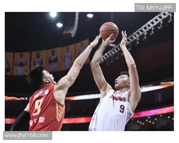 广东与深圳激战三月十二场面火爆精彩纷呈球迷热情高涨 广东与深圳激战三月十二场面火爆精彩纷呈球迷热情高涨