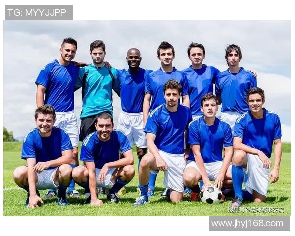 塞维利亚球队的辉煌历程与未来展望：从历史到现代的足球传奇